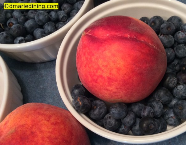 Peach Blueberry Crumble 12_1