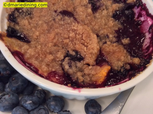 Peach Blueberry Crumble 1_1